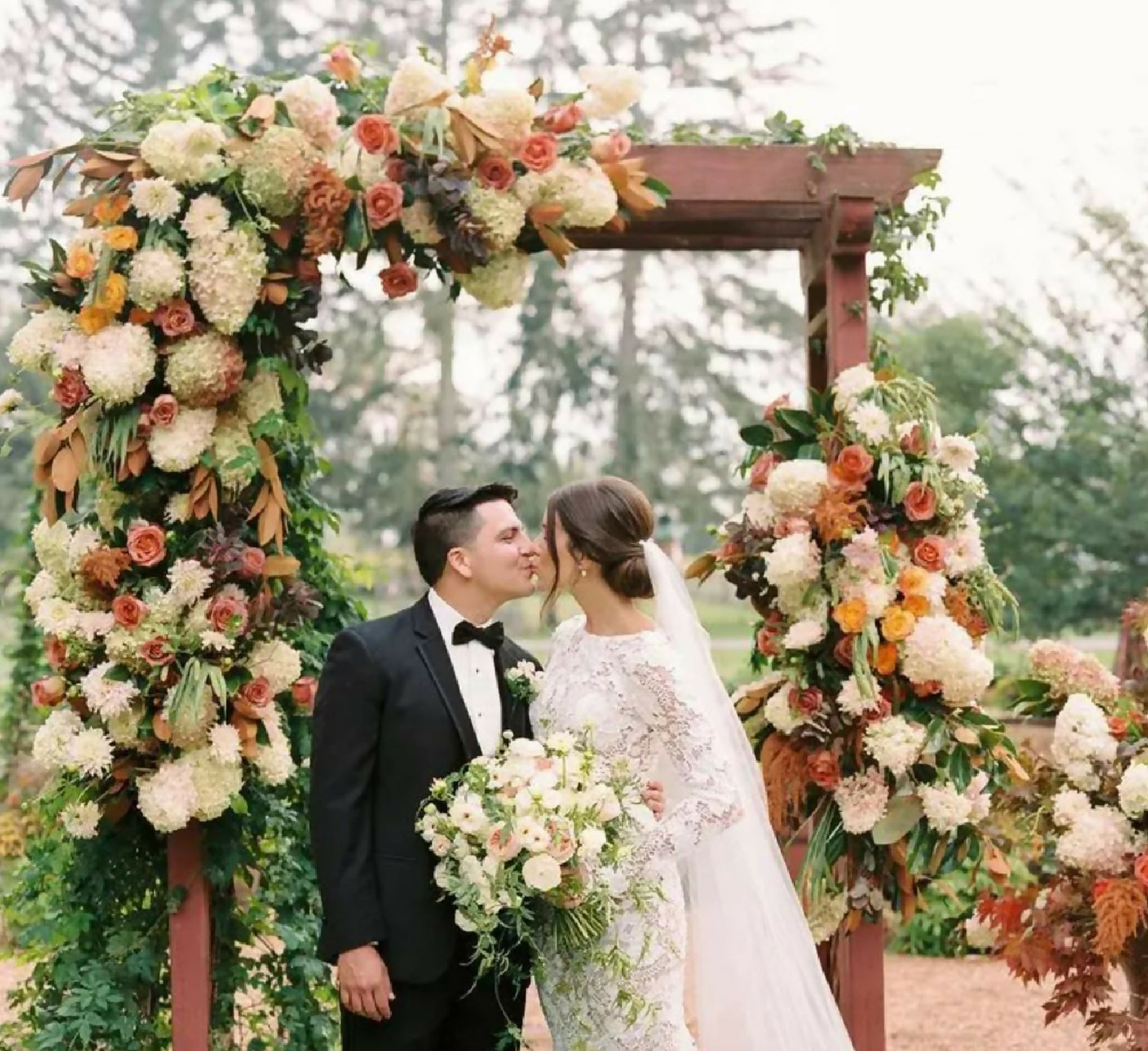 fall theme large garden roses wedding david austin beatrice charity edith eugenie effie juliet flower bouquet