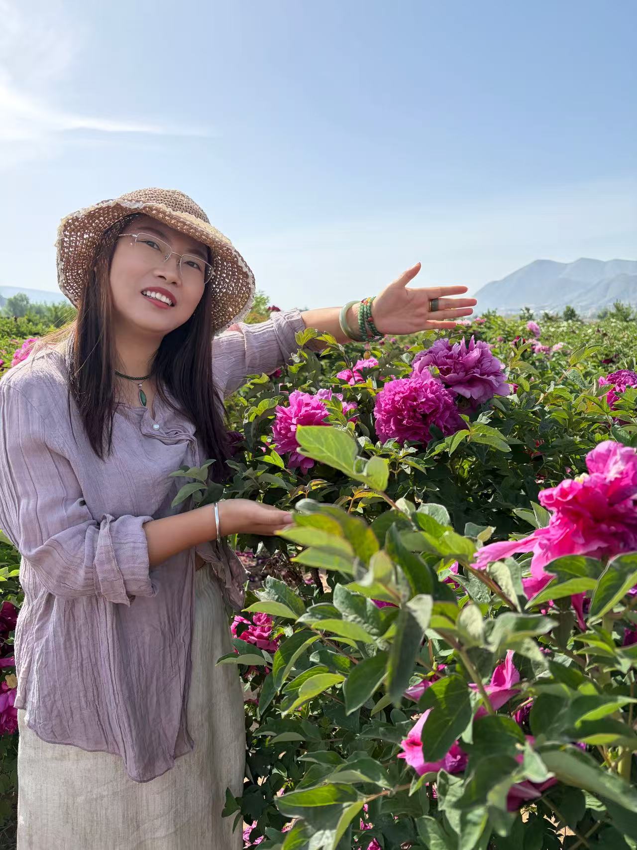 "Li xiang" large flower tree peony