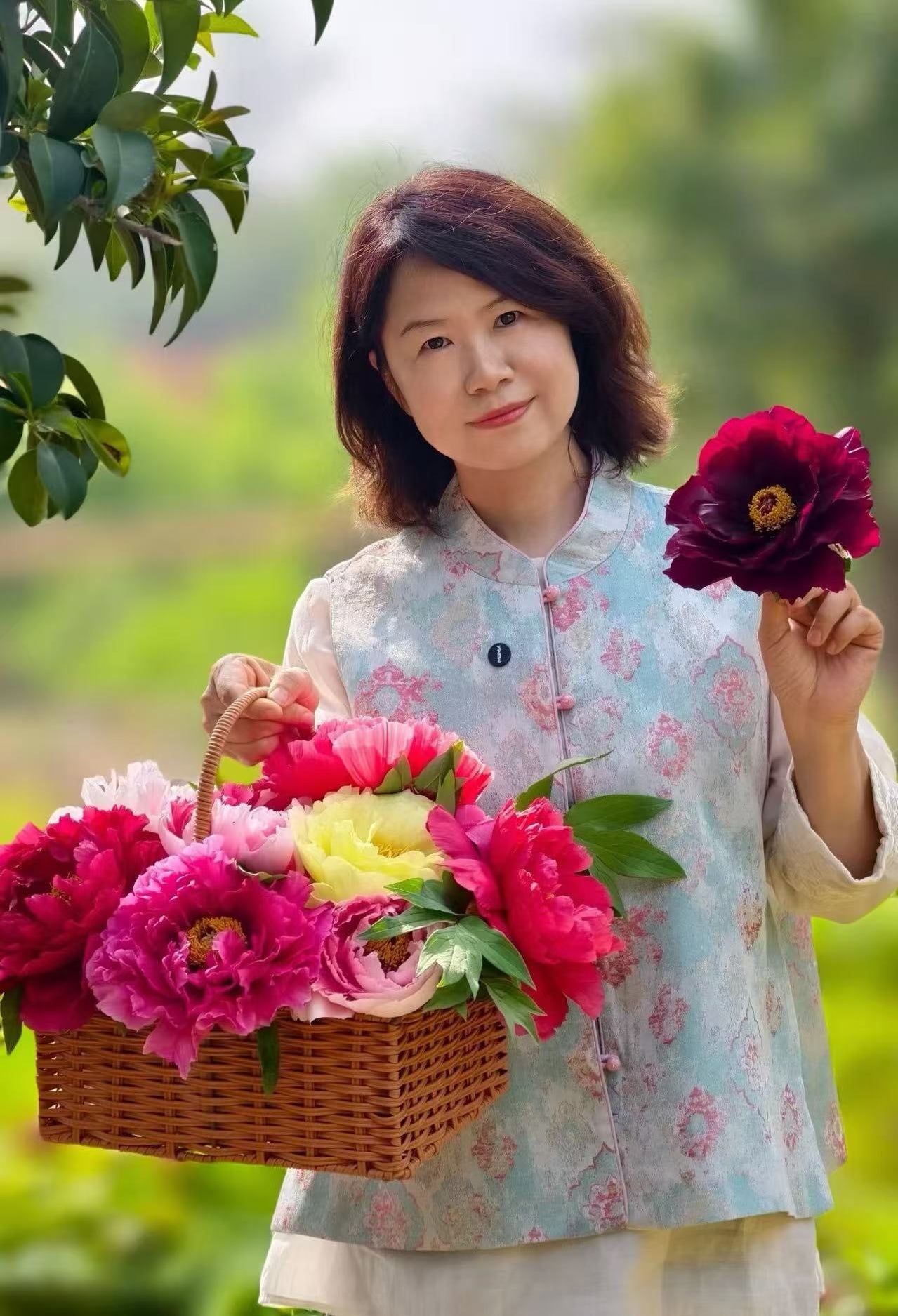 Random and lost tag large flower tree peony